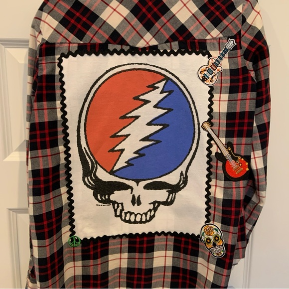 Custom Made Grateful Dead graphic black and red snap front flannel shirt Sz M - Picture 4 of 9